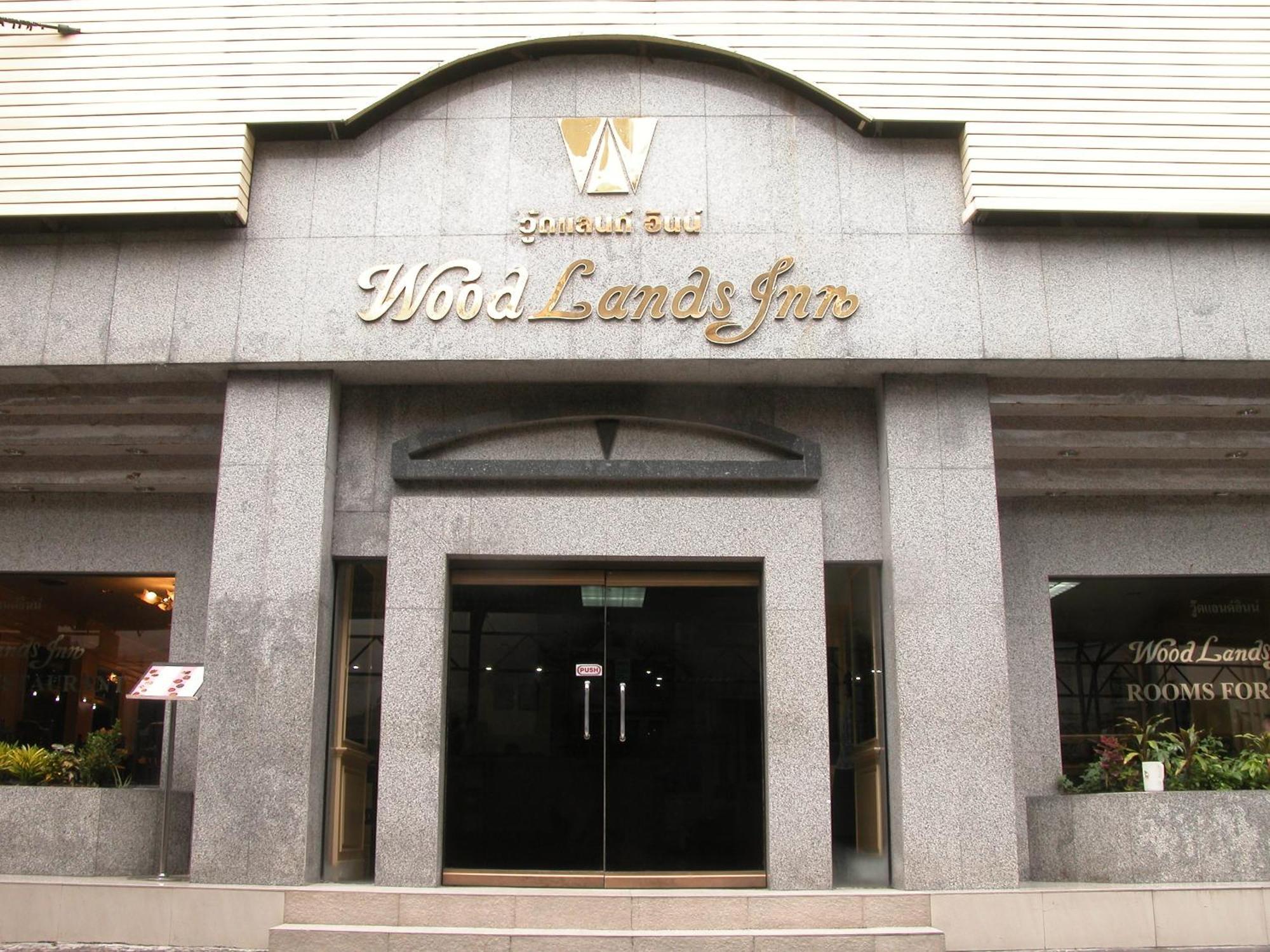 Woodlands Khách sạn 2*